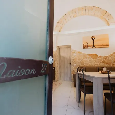 Maison27 * Барі